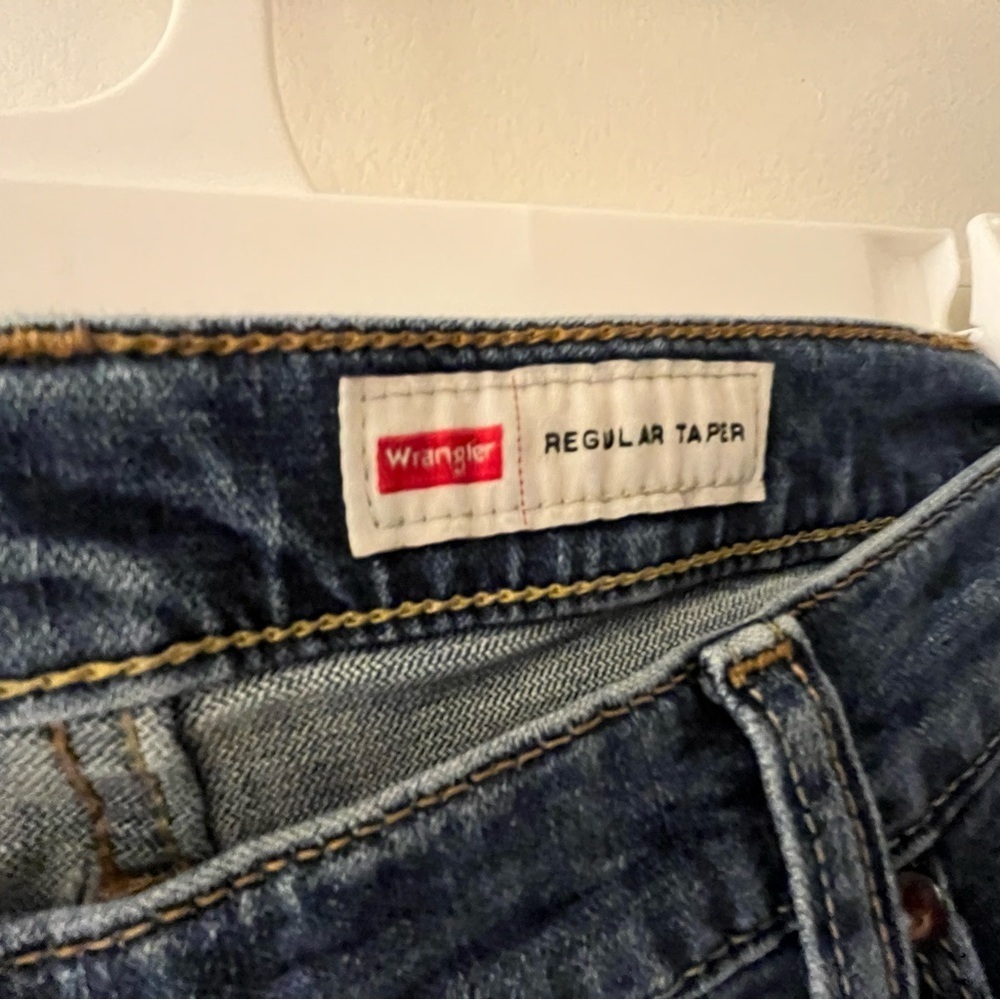 Men's Blue Jeans - Picture 2 of 3